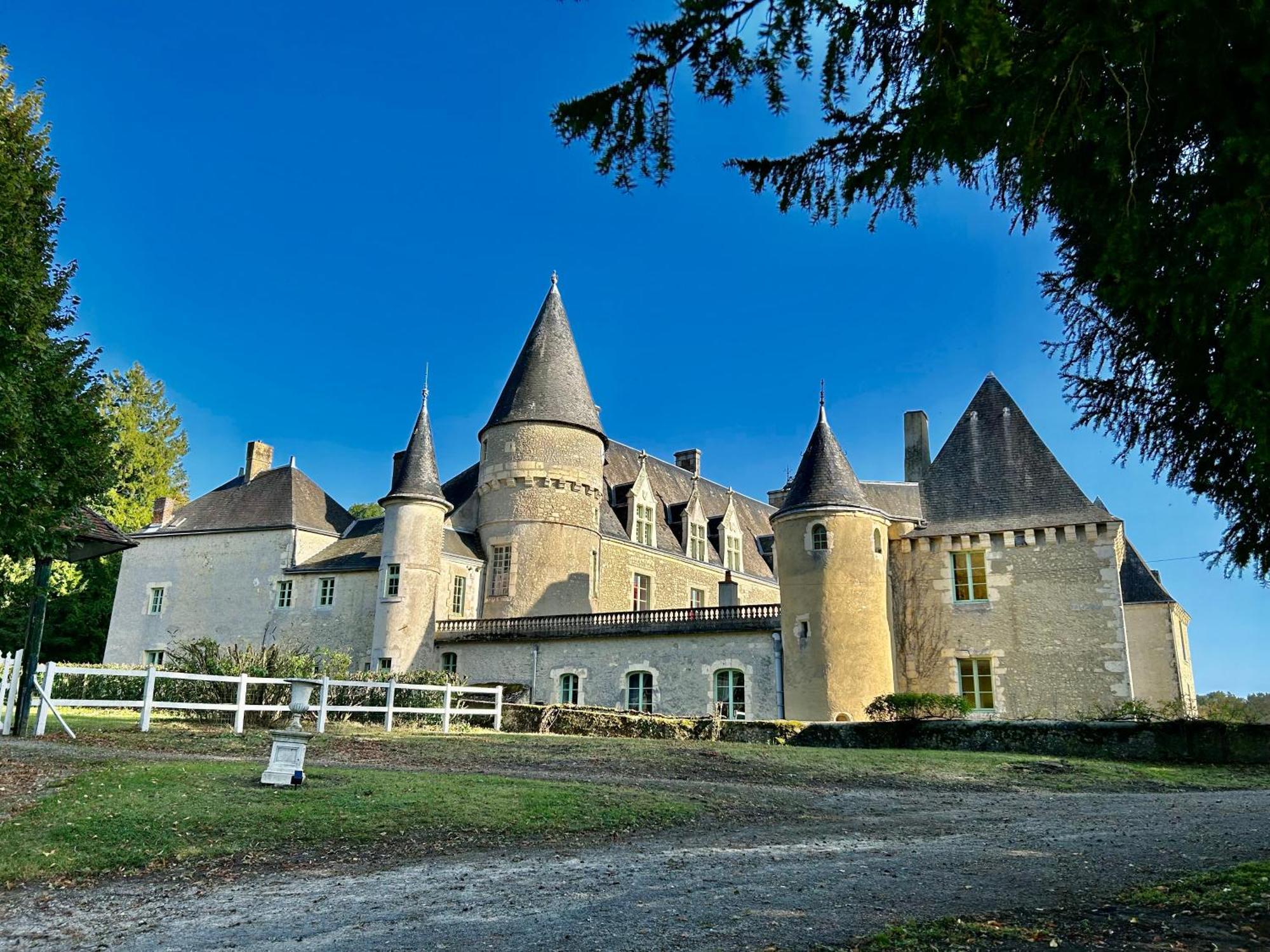 Chateau Des Feugerets Hotel Belleme Bagian luar foto