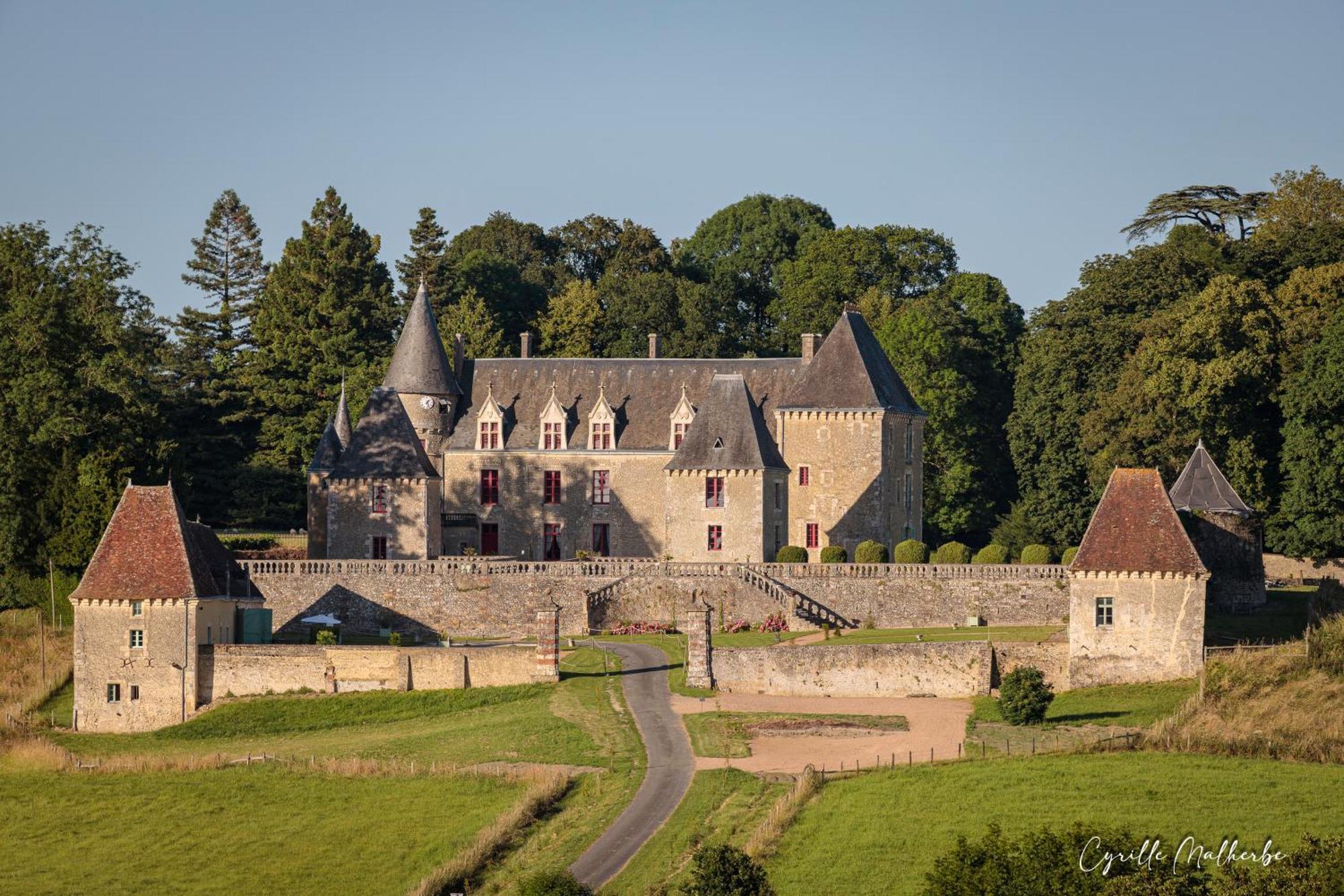 Chateau Des Feugerets Hotel Belleme Bagian luar foto