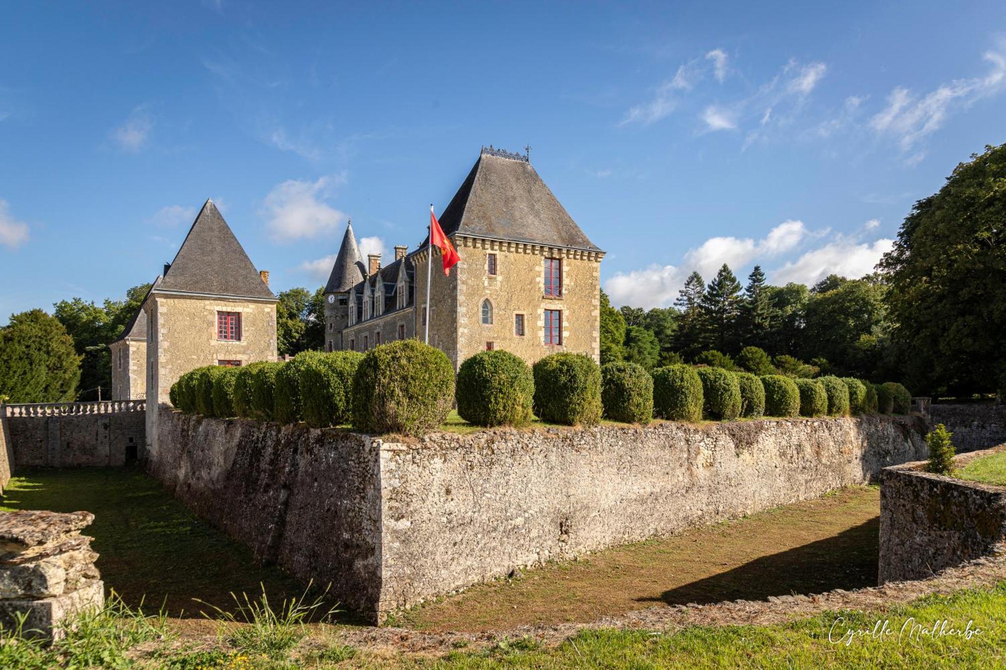 Chateau Des Feugerets Hotel Belleme Bagian luar foto